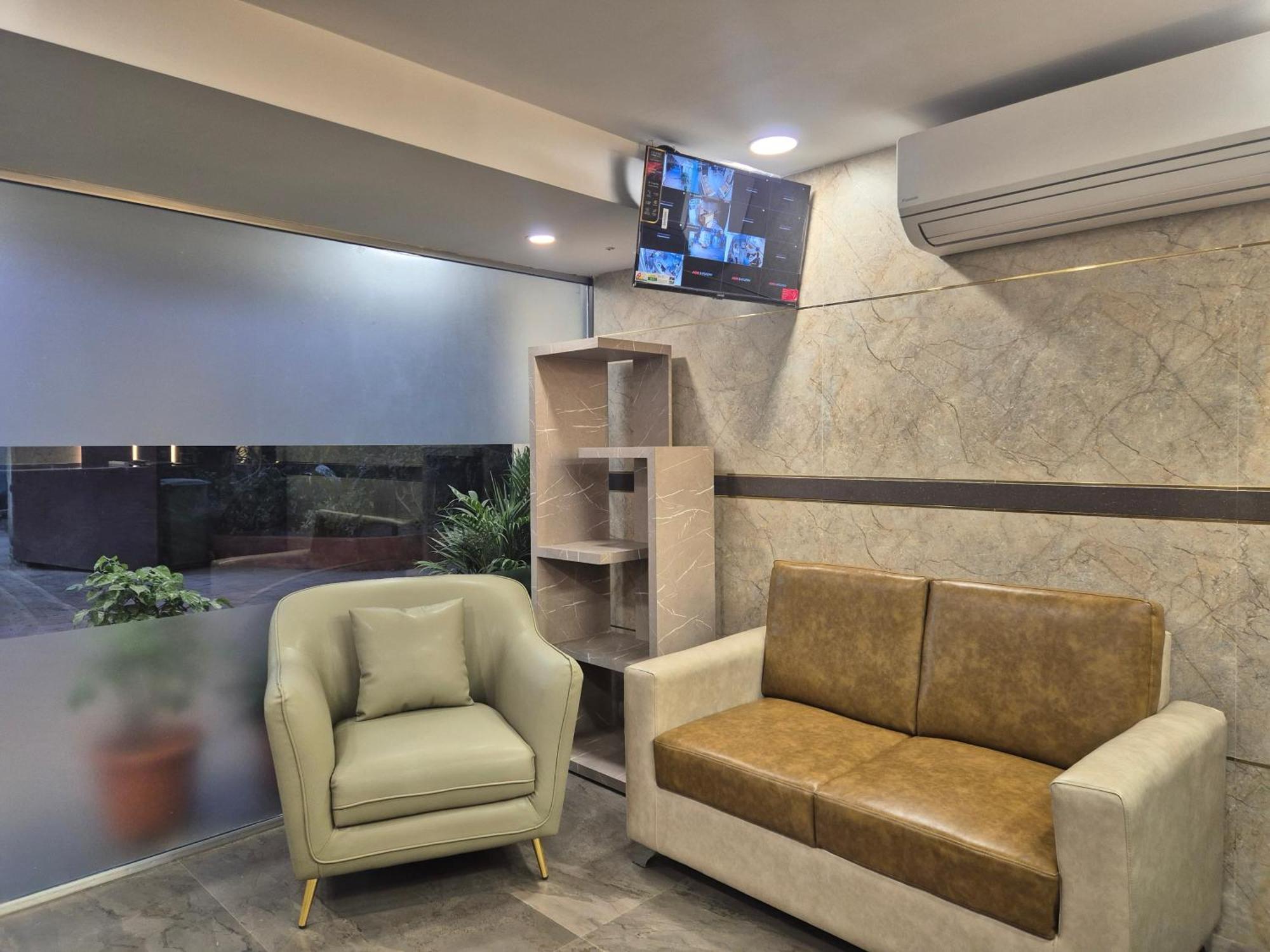 Galaxy Stays Bkc — Photos 1